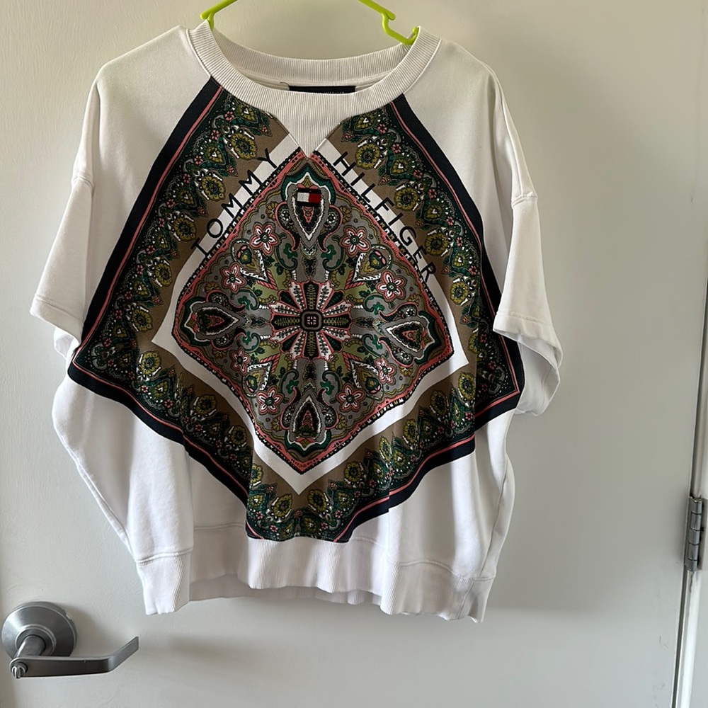 Tommy white shirt